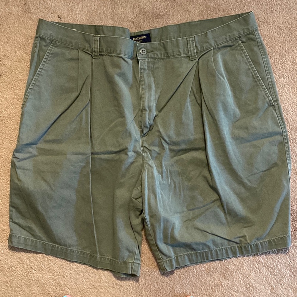 Dockers Khaki Cadet shorts
